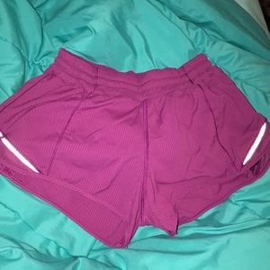 lululemon hotty hot shorts